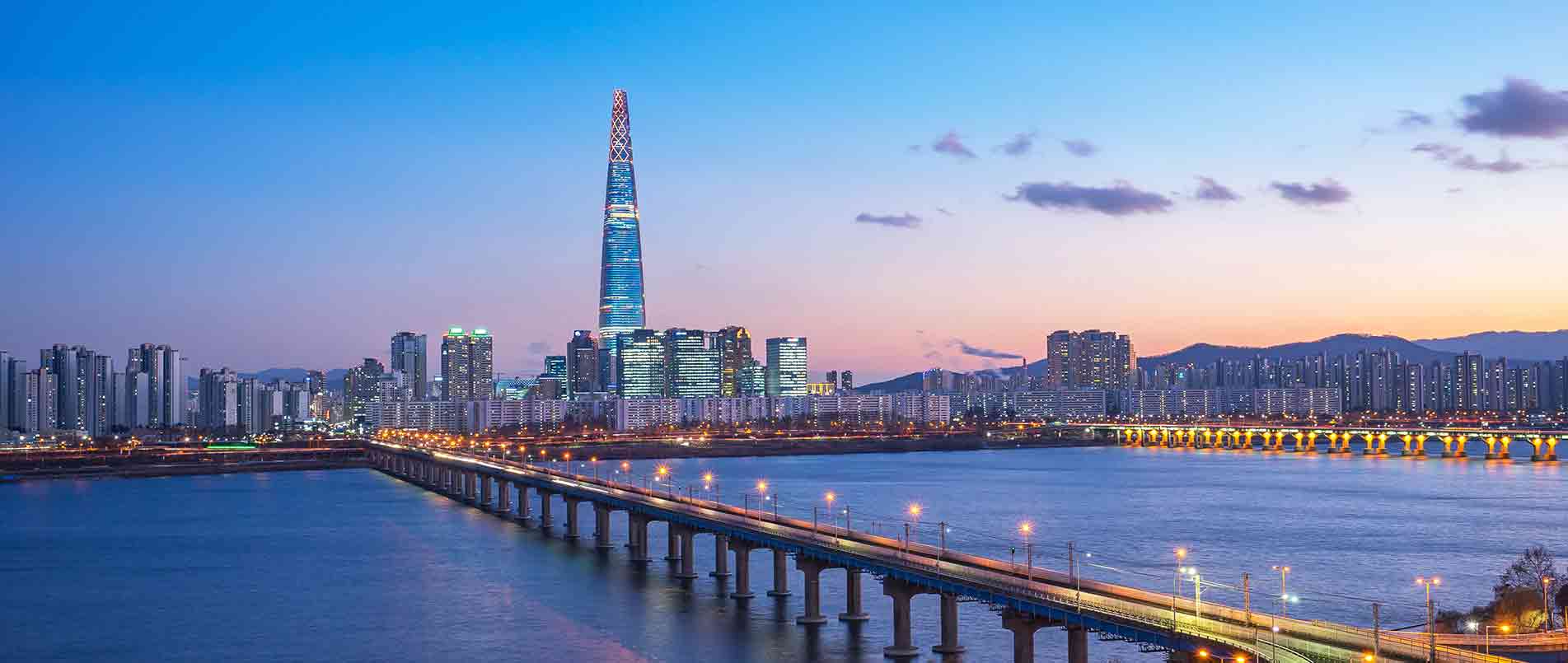 pp电子游戏官方网站携手MIKROE推出搭载LC29H系列模组的Click boards开发板，为物联网应用带来高精定位服务